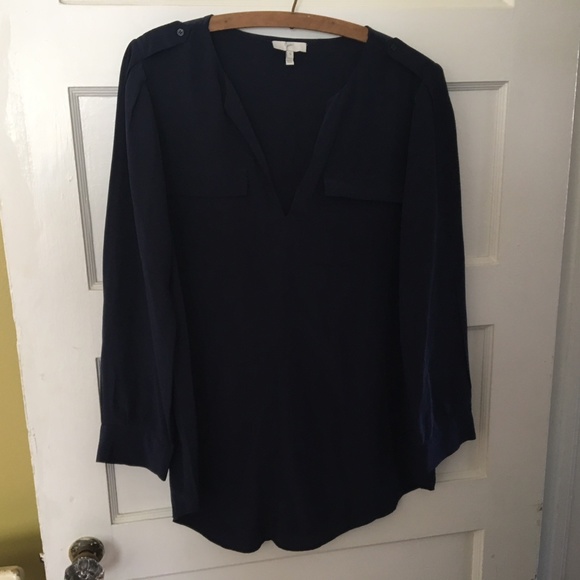 Joie Tops - Joie Marlo Top Size SMALL 100% Silk Navy